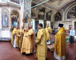 Архиерейское богослужение в Неделю 7-ю по Пятидесятнице